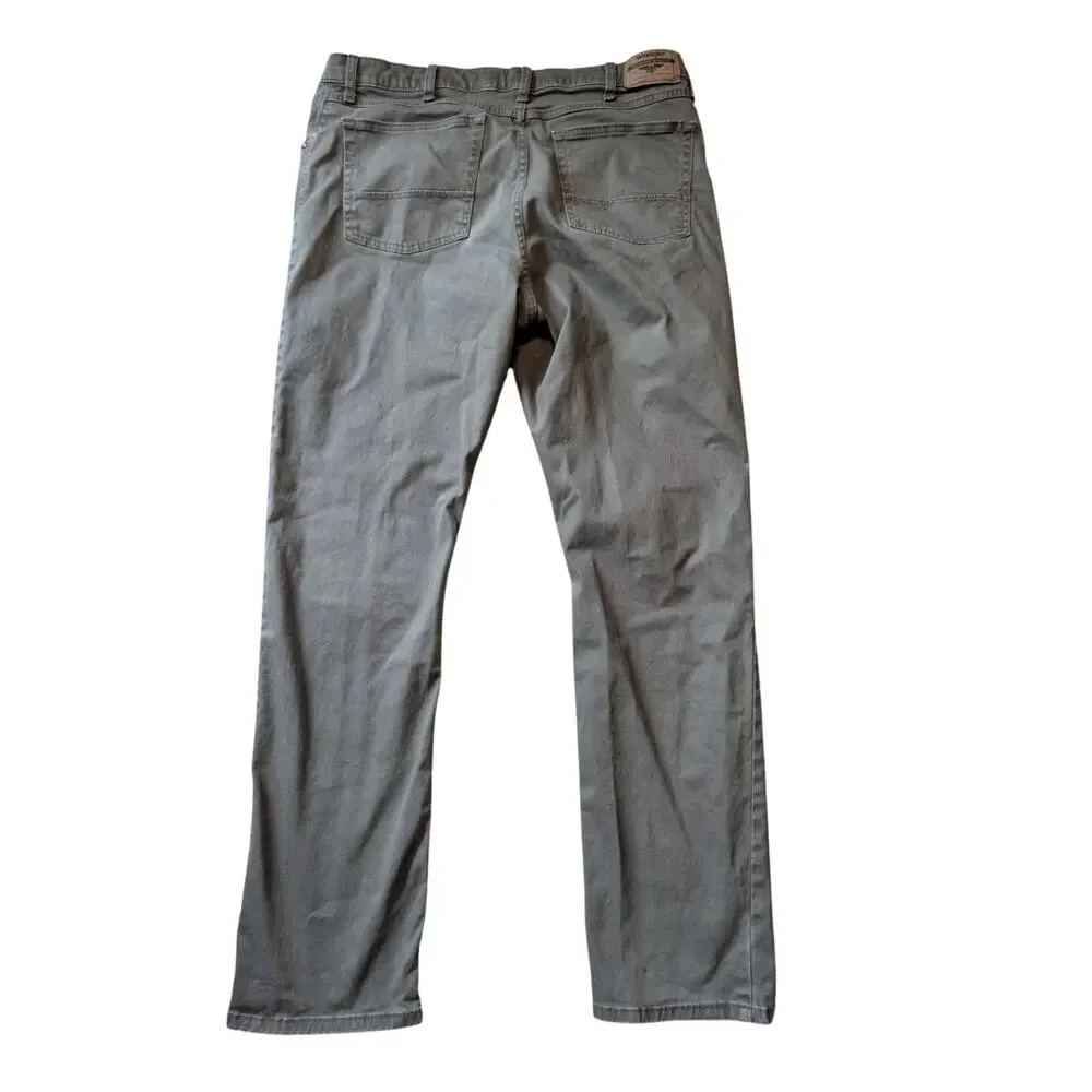 Wrangler Men 36x32 Straight Fit Premium Quality Five Pocket Pants Olive Green